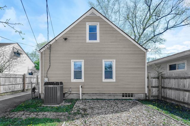 160 Rosslyn Avenue, Columbus, OH 43214