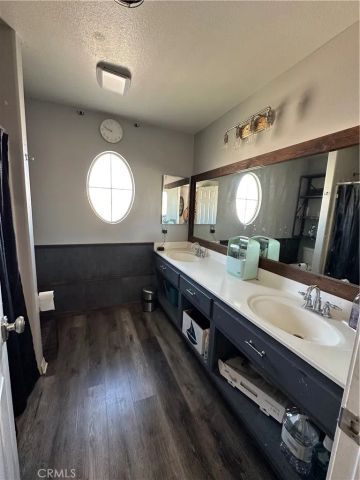 11785 Forest Park Ln, Victorville, CA 92392