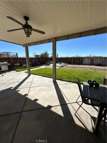 11785 Forest Park Ln, Victorville, CA 92392