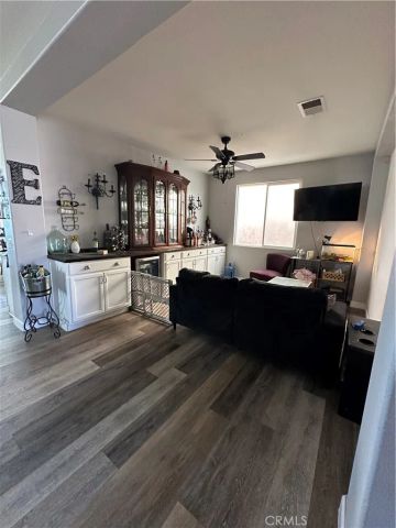 11785 Forest Park Ln, Victorville, CA 92392