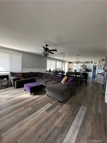 11785 Forest Park Ln, Victorville, CA 92392