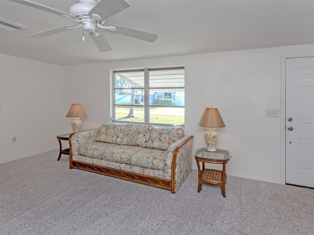 Image 15 of property listing at 3180 FALLOW ROAD, Venice, FL 34293