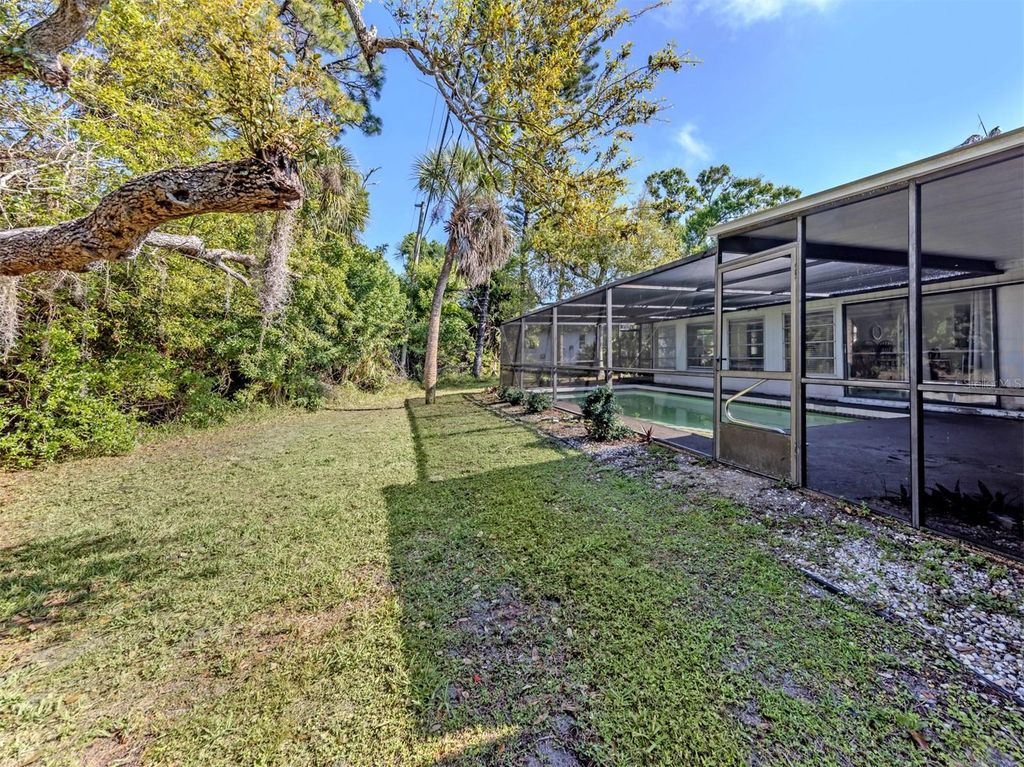 Image 7 of property listing at 3180 FALLOW ROAD, Venice, FL 34293