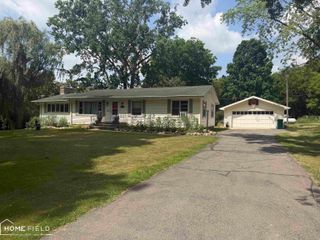 2660 S Morrice Road, Owosso Twp, MI 48867