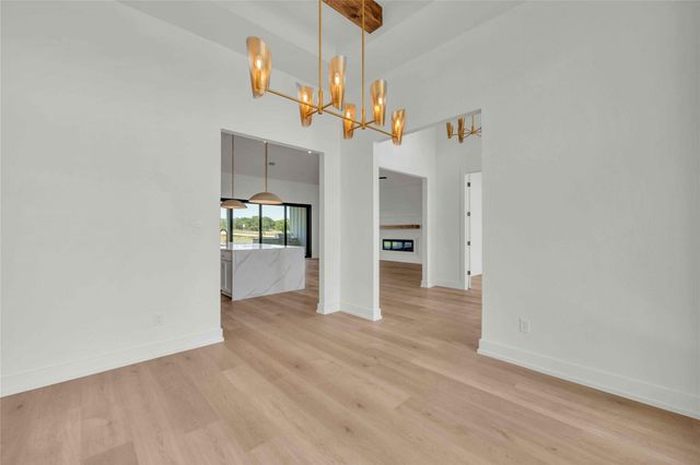 200 Saddle Springs DR, Georgetown, TX 78633