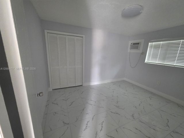 3177 NW 29th St A, Miami, FL 33142
