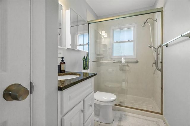 14512 E 37TH Street S, Independence, MO 64055