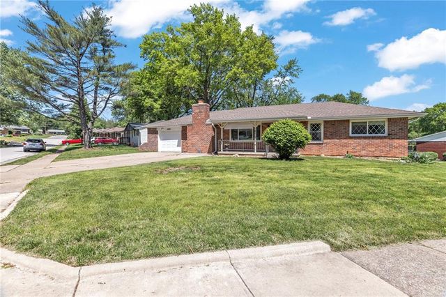 14512 E 37TH Street S, Independence, MO 64055