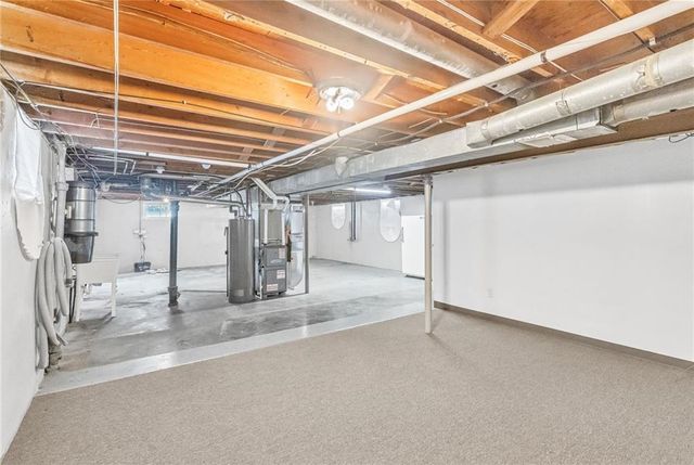 14512 E 37TH Street S, Independence, MO 64055