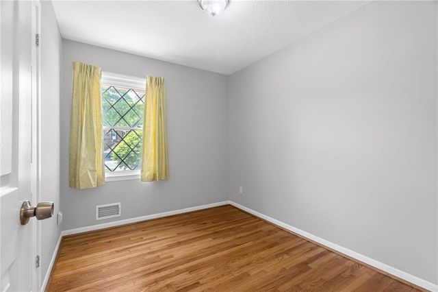 14512 E 37TH Street S, Independence, MO 64055