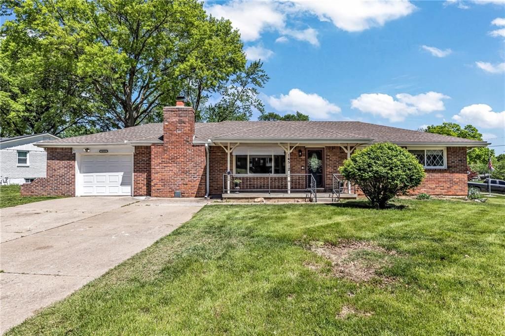 14512 E 37TH Street S, Independence, MO 64055