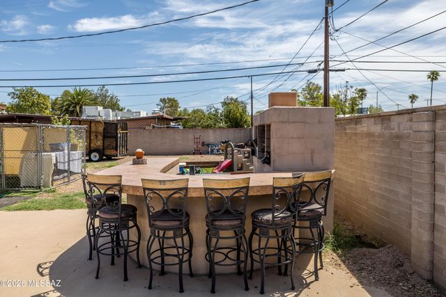 5146 E 27th Street, Tucson, AZ 85711
