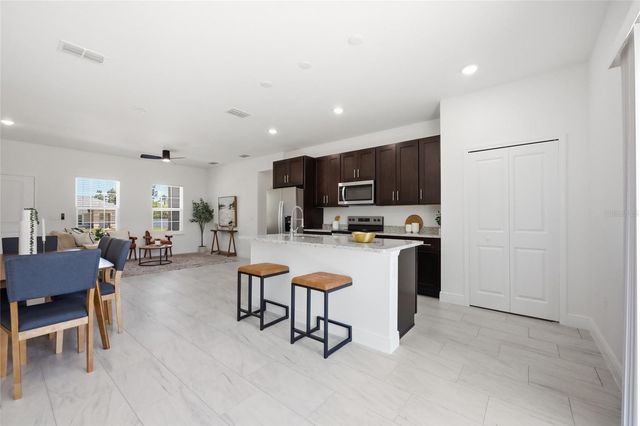 16843 SW 18TH AVENUE ROAD, Ocala, FL 34473