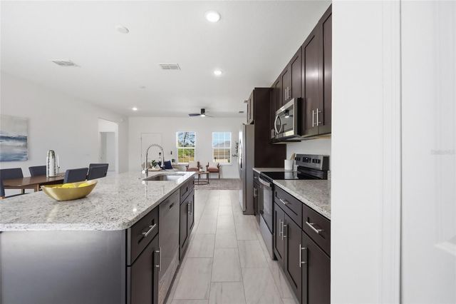 16843 SW 18TH AVENUE ROAD, Ocala, FL 34473