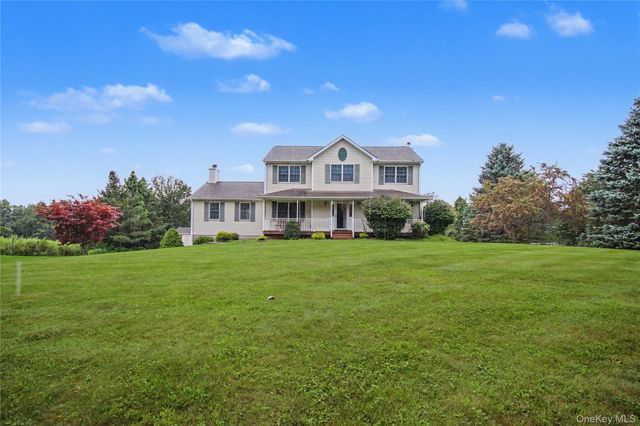 120 Mayfair Road, Poughquag, NY 12570