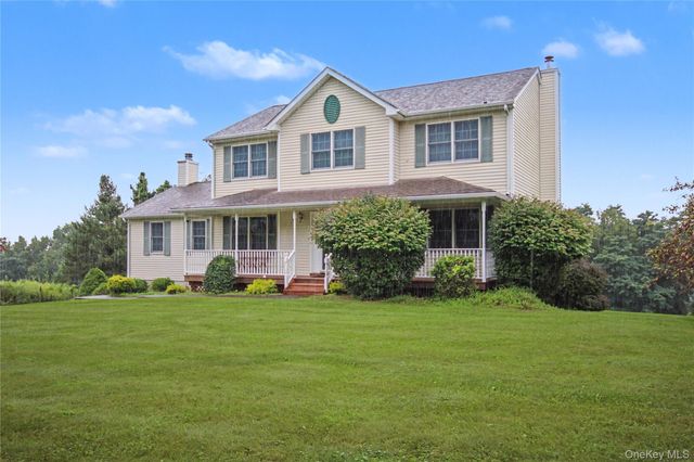 120 Mayfair Road, Poughquag, NY 12570