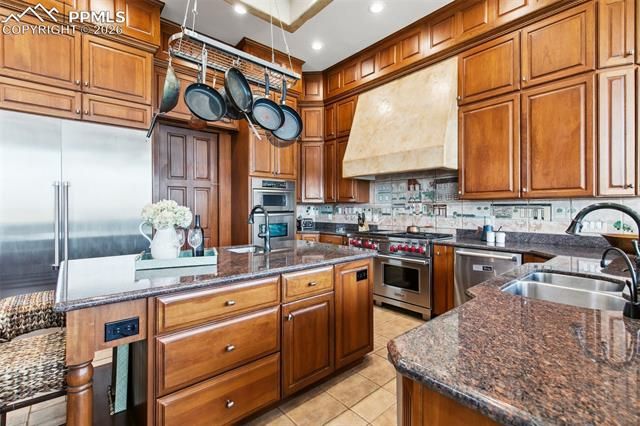 3870 S Club Drive, Colorado Springs, CO 80906