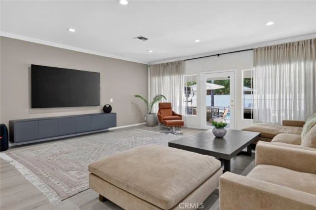 4930 Biloxi, Toluca Lake, CA 91601