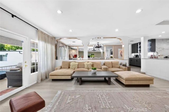 4930 Biloxi, Toluca Lake, CA 91601