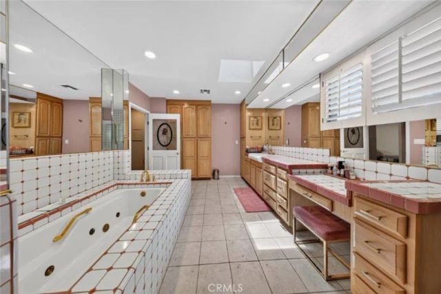 4930 Biloxi, Toluca Lake, CA 91601