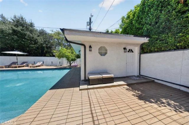 4930 Biloxi, Toluca Lake, CA 91601