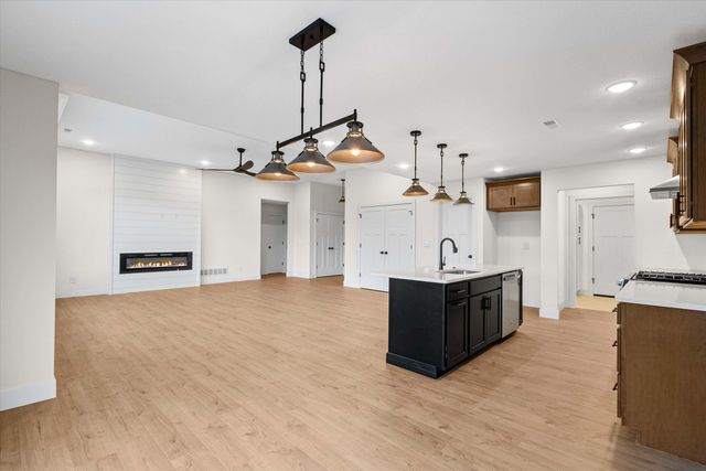 3525 HONEY SHOAL DR, Columbia, MO 65202