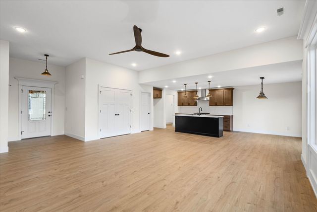 3525 HONEY SHOAL DR, Columbia, MO 65202