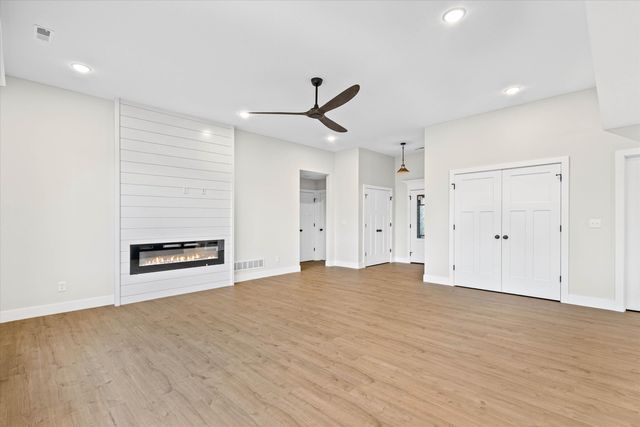 3525 HONEY SHOAL DR, Columbia, MO 65202