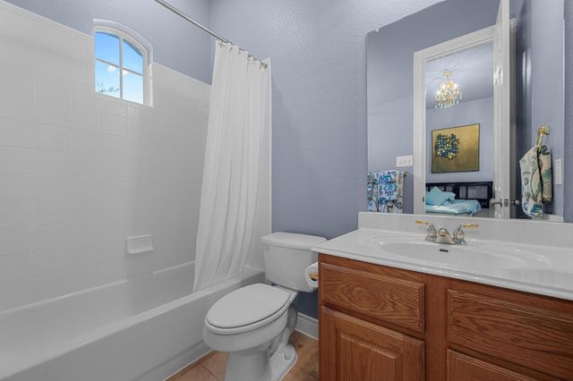 117 Hucks Hideaway, Dripping Springs, TX 78620