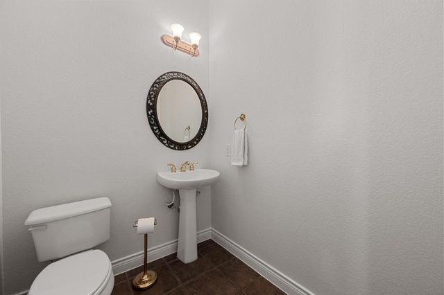 117 Hucks Hideaway, Dripping Springs, TX 78620