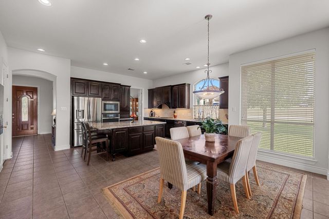 117 Hucks Hideaway, Dripping Springs, TX 78620