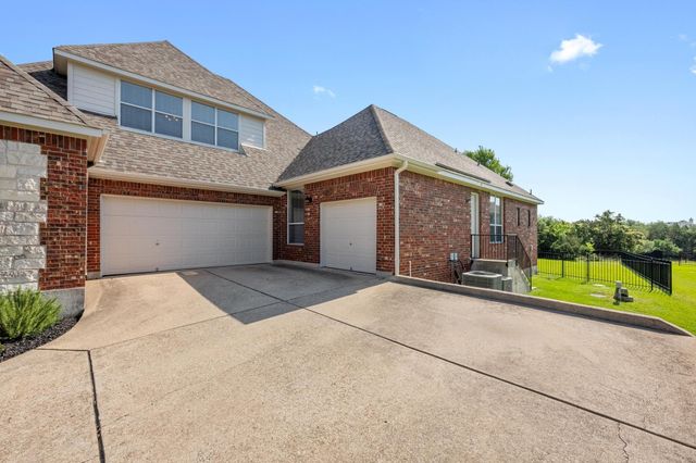 117 Hucks Hideaway, Dripping Springs, TX 78620