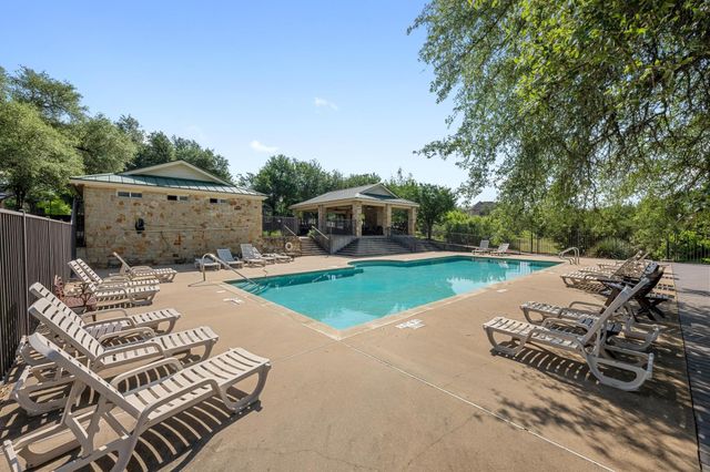 117 Hucks Hideaway, Dripping Springs, TX 78620