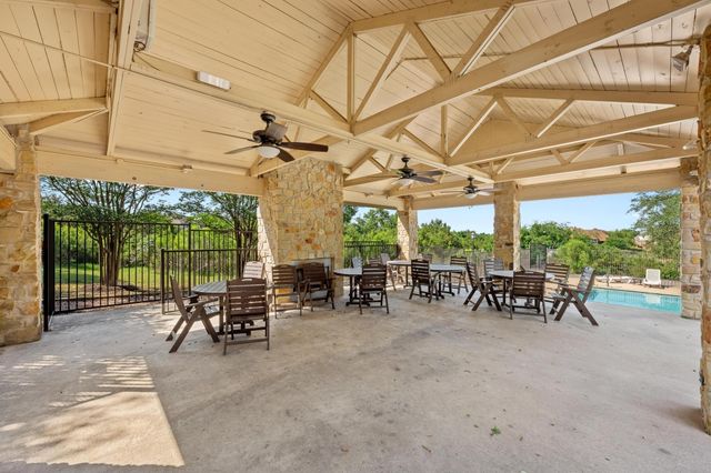 117 Hucks Hideaway, Dripping Springs, TX 78620