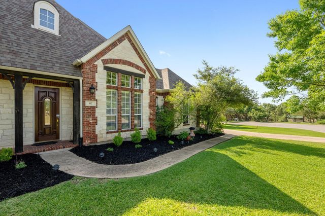 117 Hucks Hideaway, Dripping Springs, TX 78620
