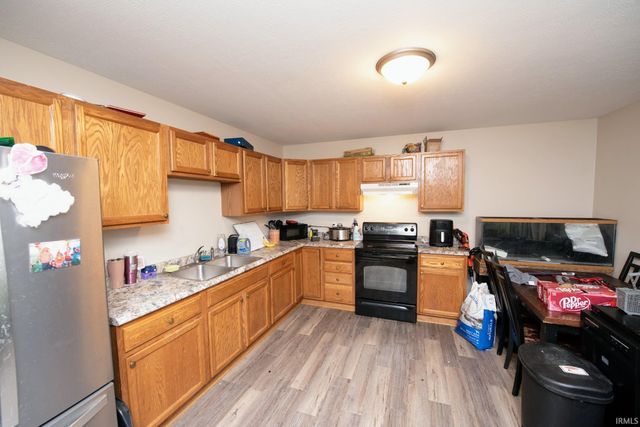 907 Rowe Street, Frankfort, IN 46041