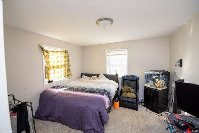 907 Rowe Street, Frankfort, IN 46041