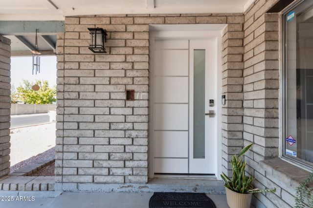 5704 W PURDUE Circle, Glendale, AZ 85302