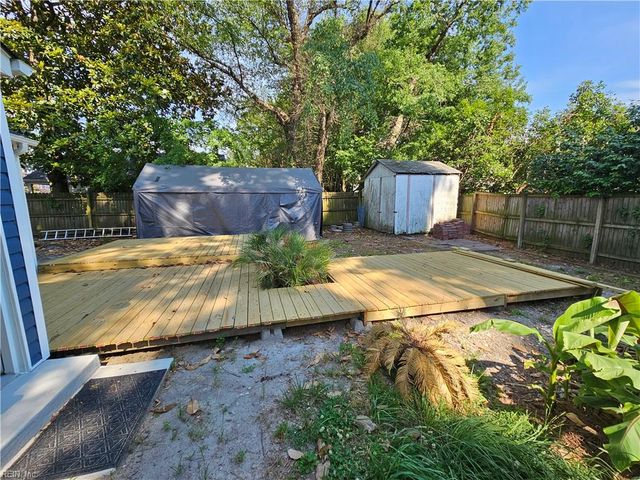 1433 W Little Creek RD, Norfolk, VA 23505