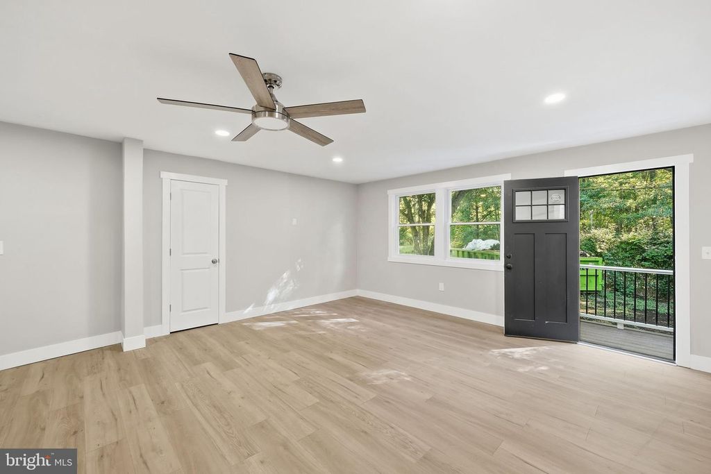 6917 MARKET ST, MAYS LANDING, NJ 08330 — photo 3