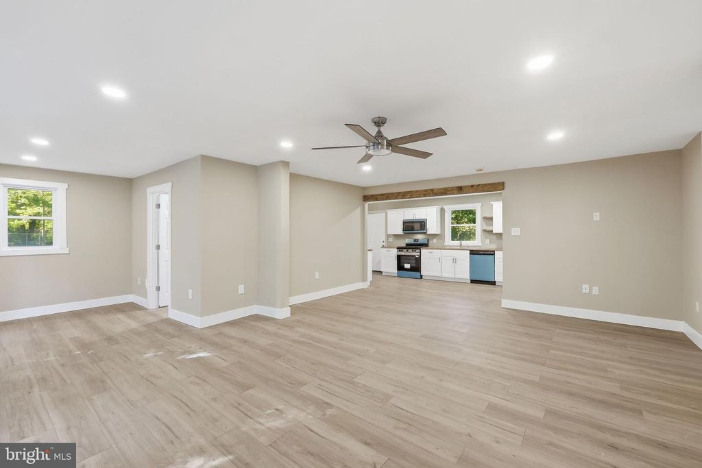 6917 MARKET ST, MAYS LANDING, NJ 08330 — photo 5