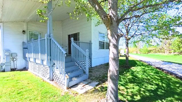 23031 S Glen Eagle Drive, Frankfort, IL 60423