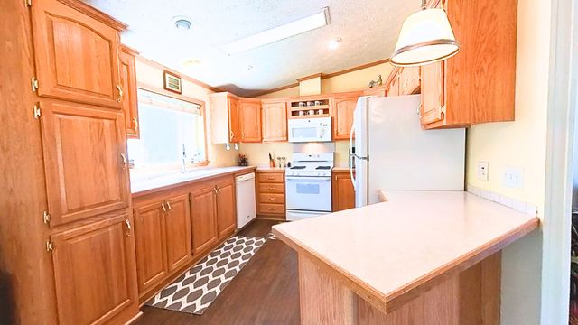 23031 S Glen Eagle Drive, Frankfort, IL 60423