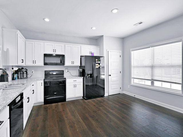 126 Brittany Lane, Georgetown, KY 40324