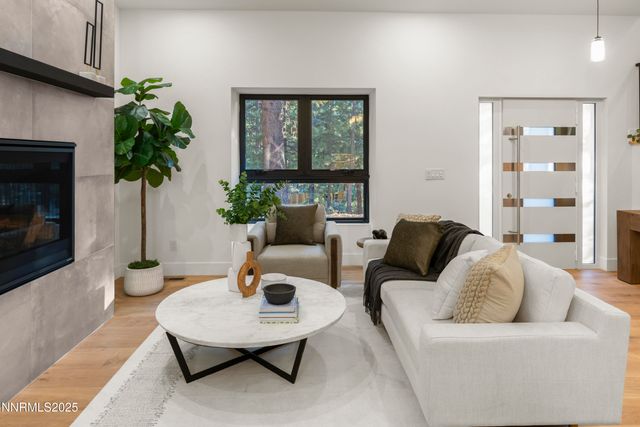 424 Pat Court, Incline Village, NV 89451