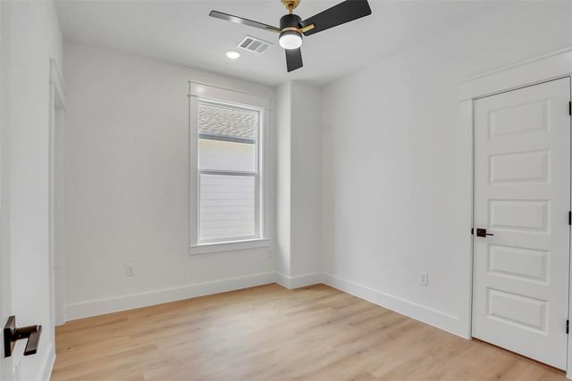 4833 Paula Street, Houston, TX 77033