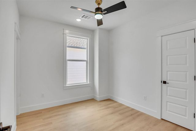 4833 Paula Street, Houston, TX 77033