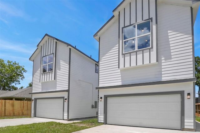 4833 Paula Street, Houston, TX 77033