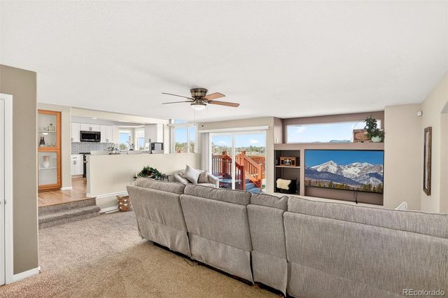 20395 E 49th Avenue, Denver, CO 80249