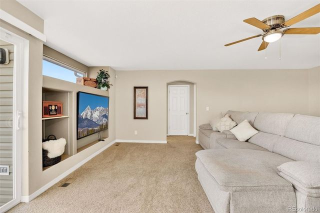 20395 E 49th Avenue, Denver, CO 80249